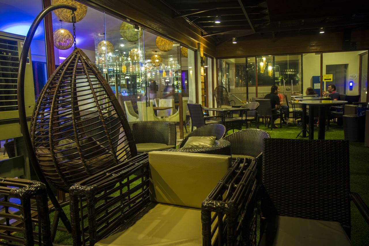 Baypark Hotel Calbayog City Exterior foto