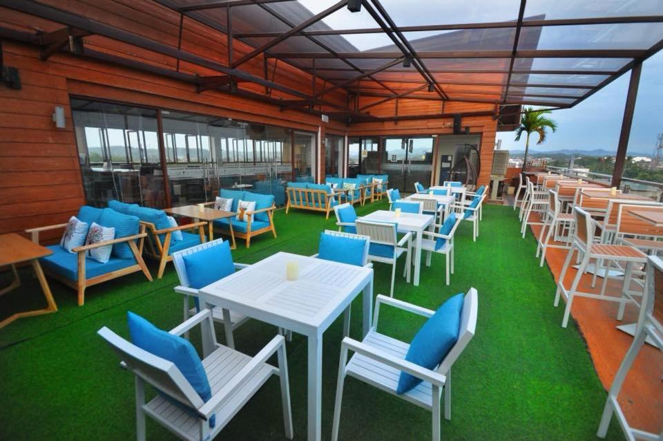 Baypark Hotel Calbayog City Exterior foto