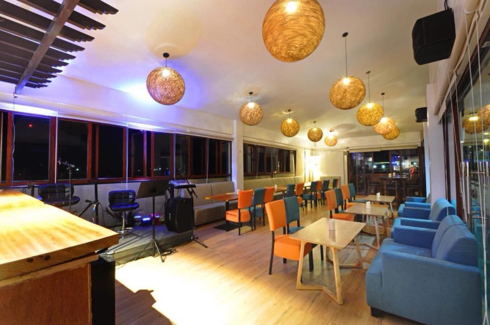 Baypark Hotel Calbayog City Exterior foto